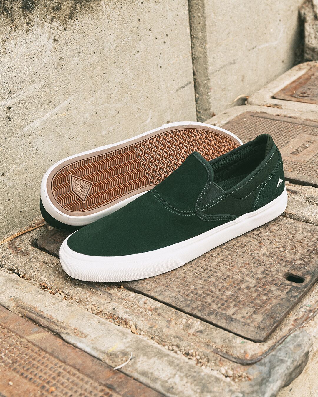 Wino G6 Slip-On