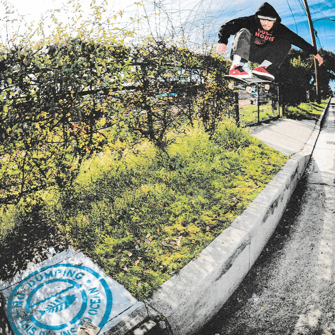 Moca - Red Classic Men's Skateboarding Shoes | Emerica CA Low-Top Shoe Emerica Skate Durable Skateboarding Skater Shoes