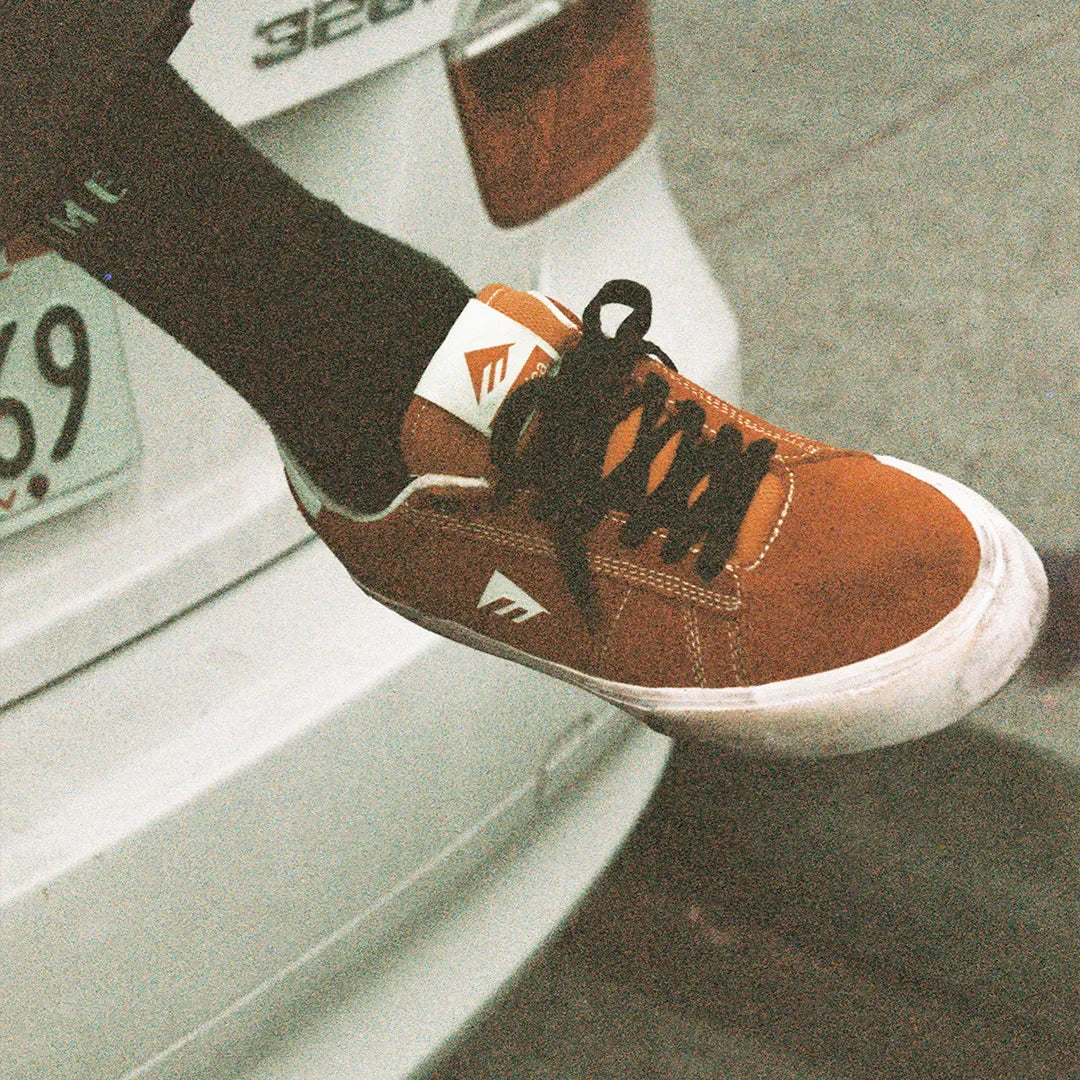 Moca - Red Classic Men's Skateboarding Shoes | Emerica CA Low-Top Shoe Emerica Skate Durable Skateboarding Skater Shoes